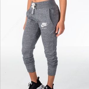 Nike joggers